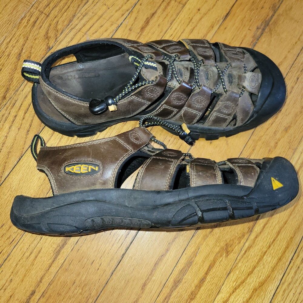 Keen Newport Men's Size 11 Waterproof Hiking Sandal Shoes Brown Leather MSRP$130